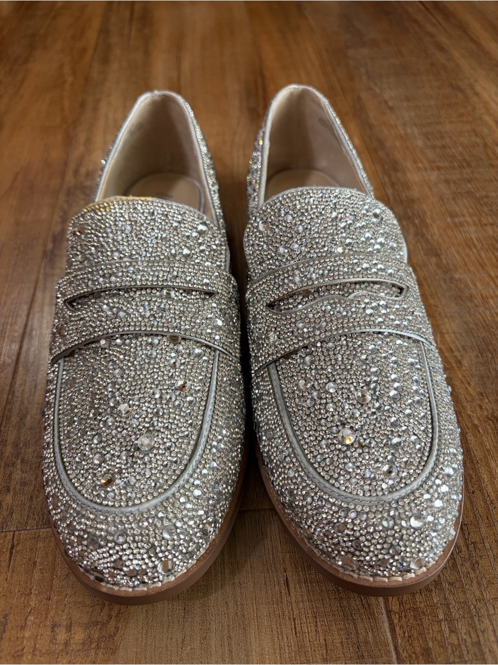 Betsy Johnson SB-Aron silver metallic loafers size 10